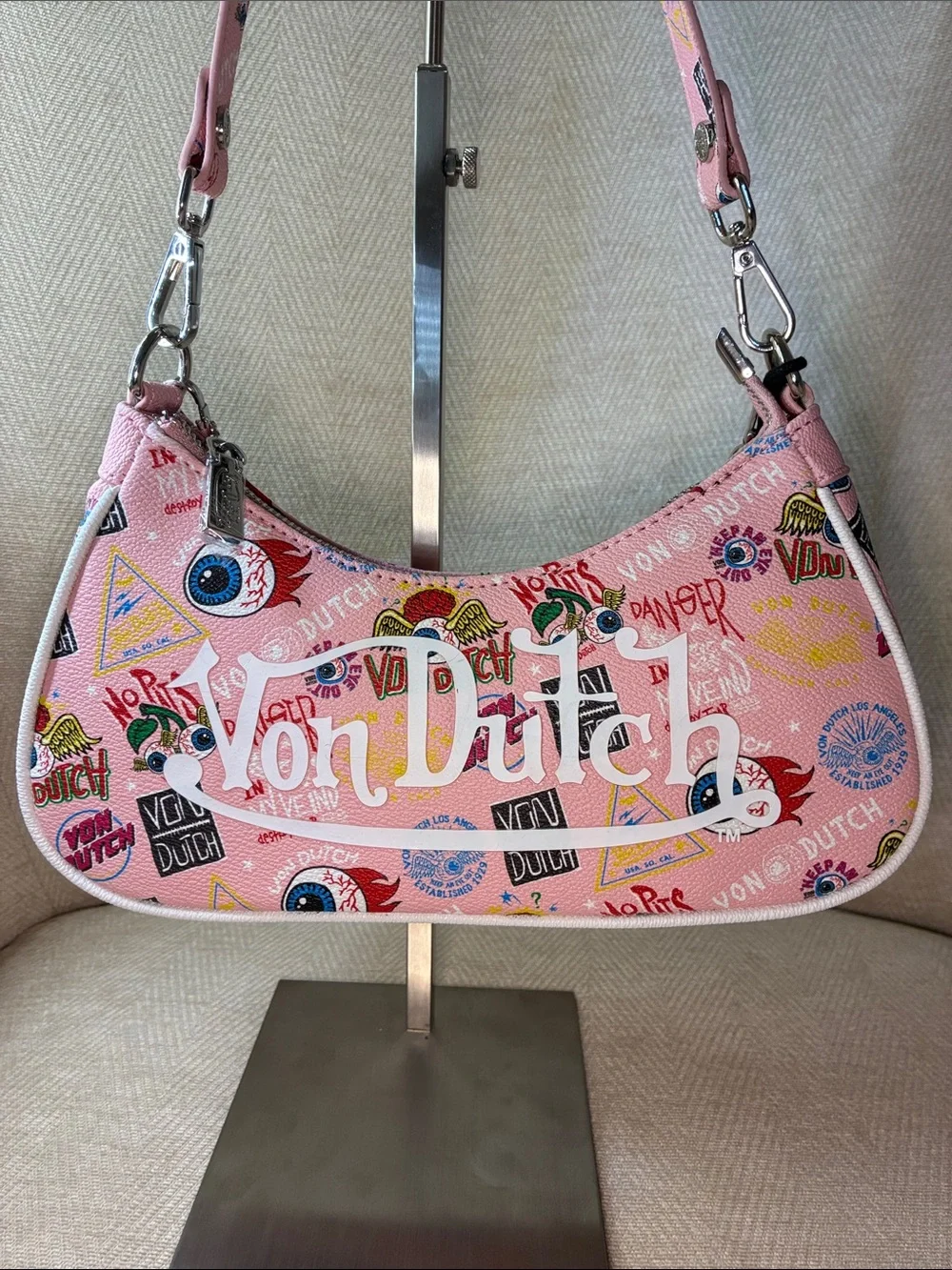 Von Dutch Pink Graphic Logo Shoulder Bag with Chain Detail